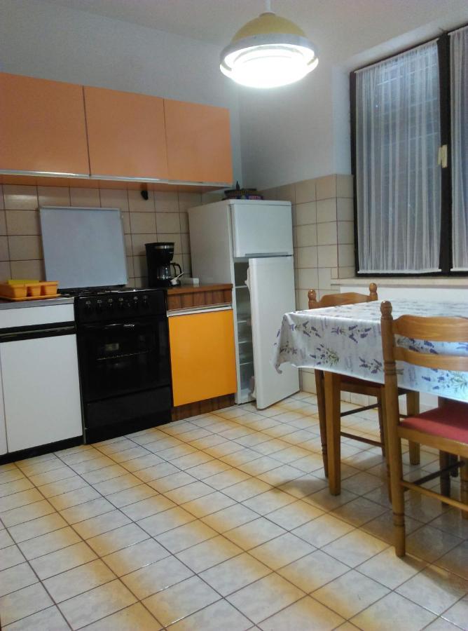 Apartmani Vrzic Baška Екстериор снимка