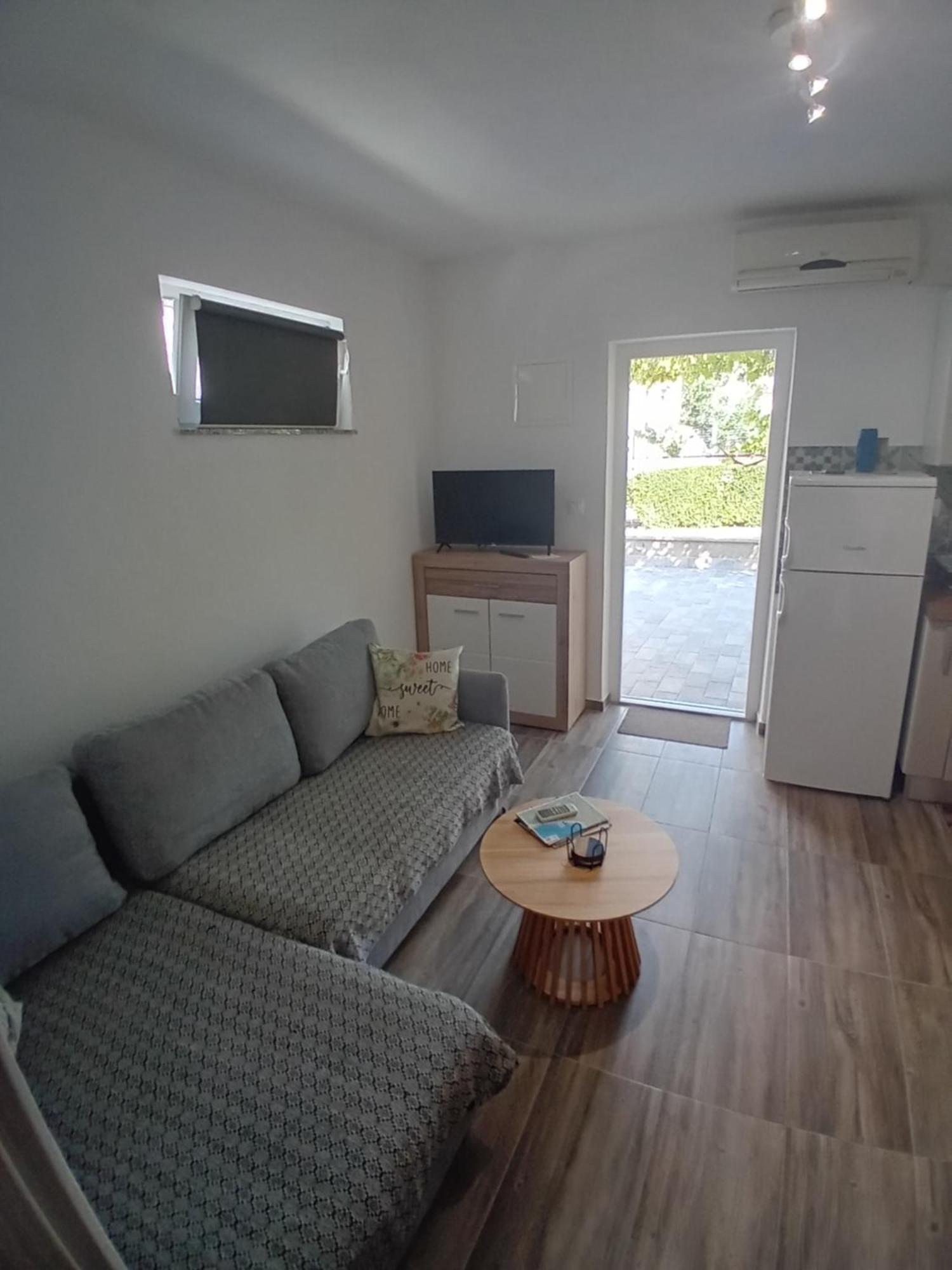 Apartmani Vrzic Baška Екстериор снимка