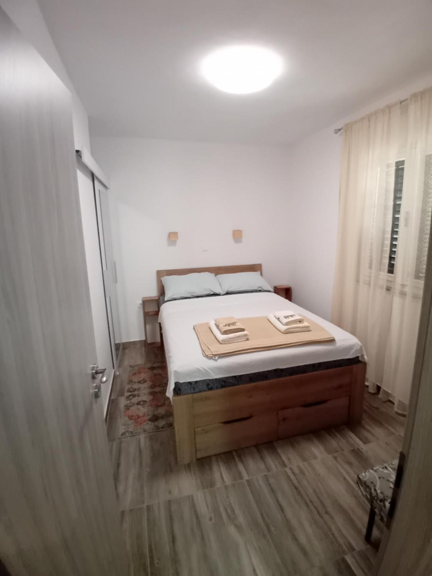 Apartmani Vrzic Baška Екстериор снимка